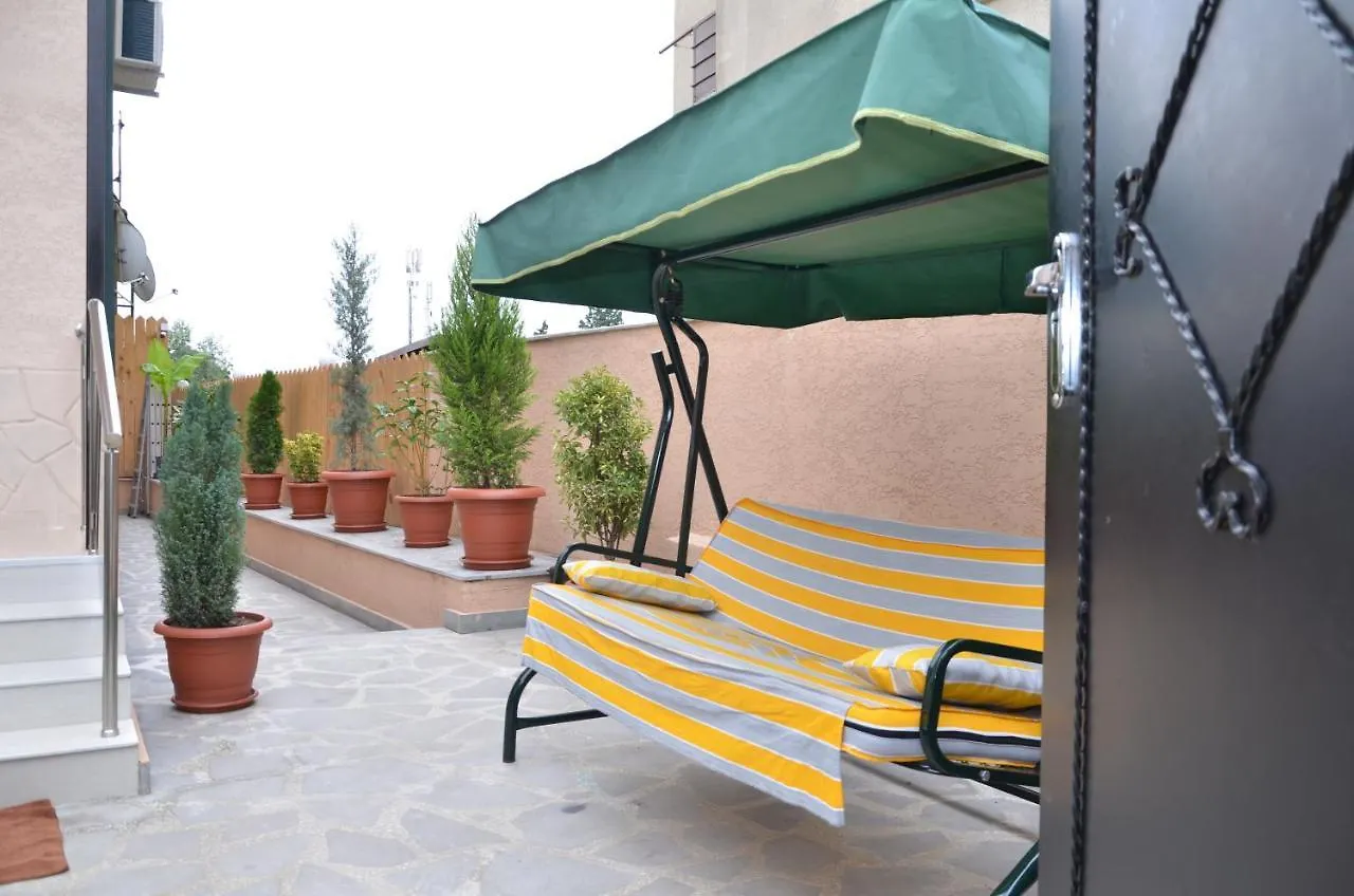 Hotel Elegant 2 Tiflis Gürcistan