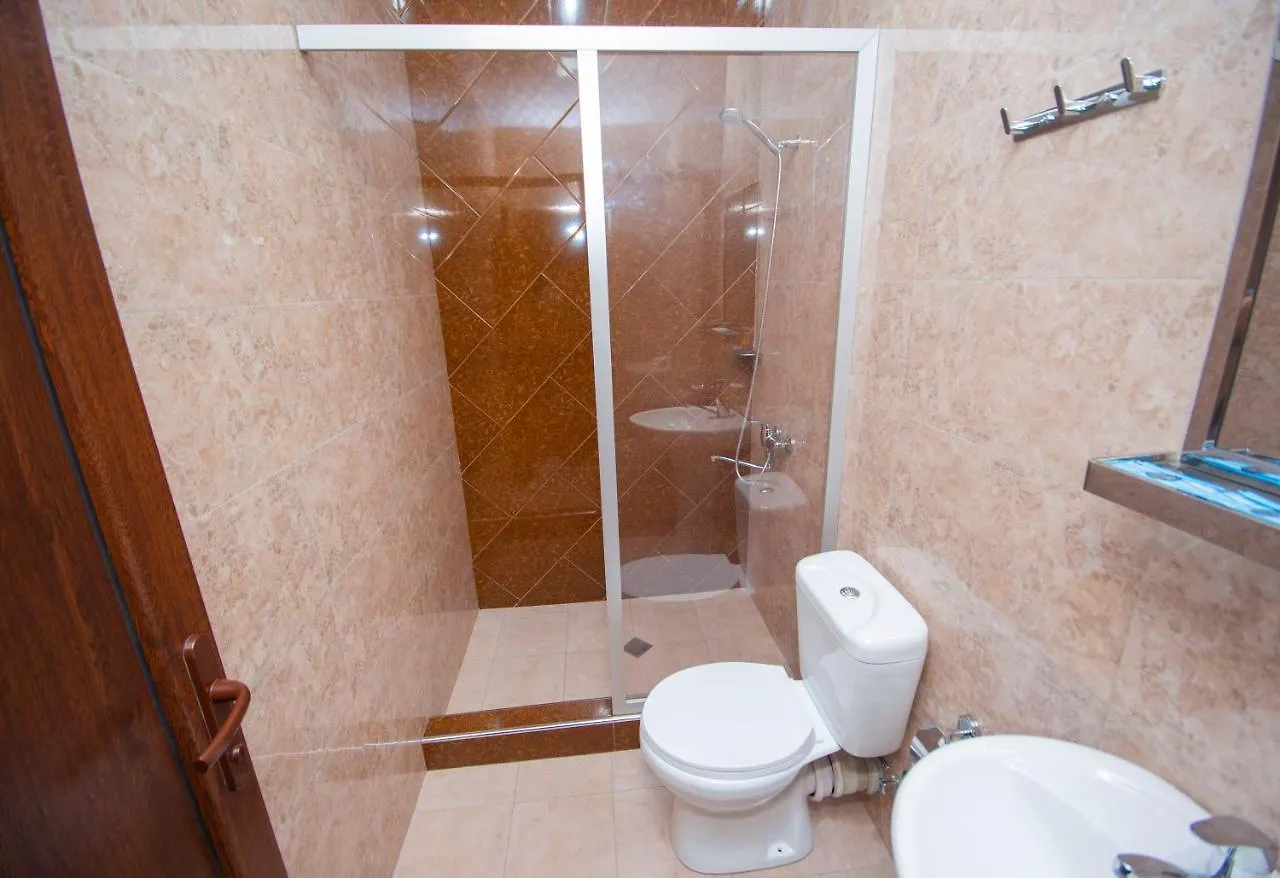 Hotel Elegant 2 Tiflis 3*,