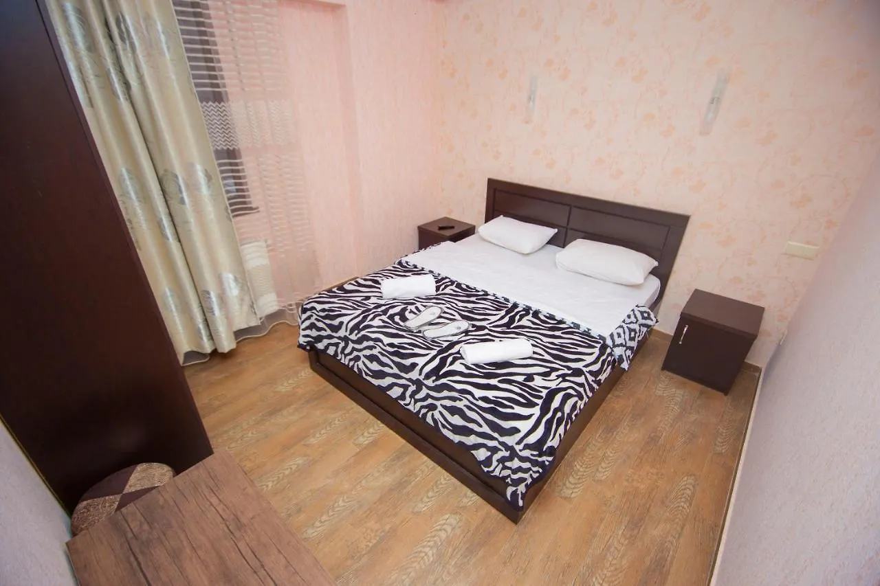 ***  Hotel Elegant 2 Tiflis Gürcistan